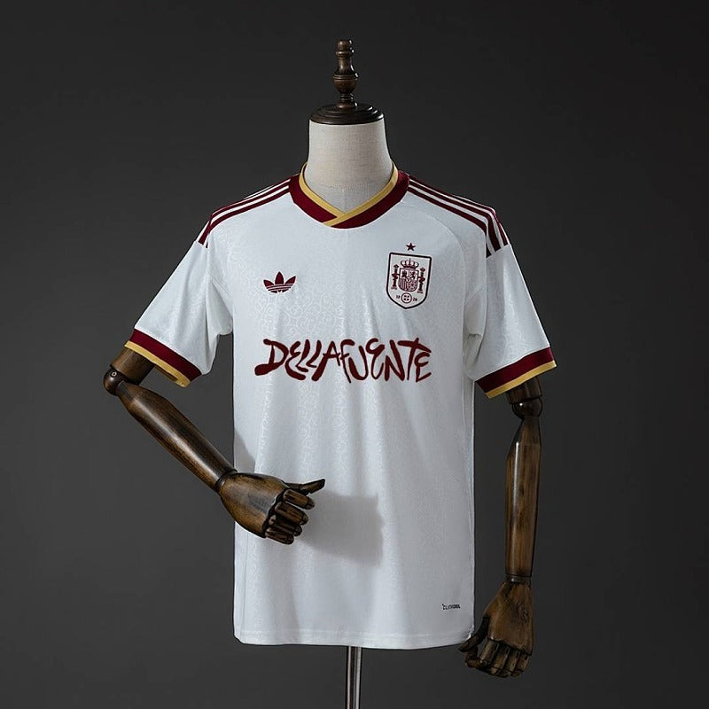 Spain 2026-2027 DELLAFUENTE Fan