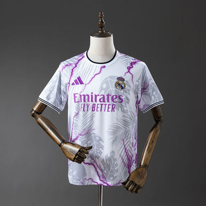 Real Madrid 2025-2026 Special Edition Fan