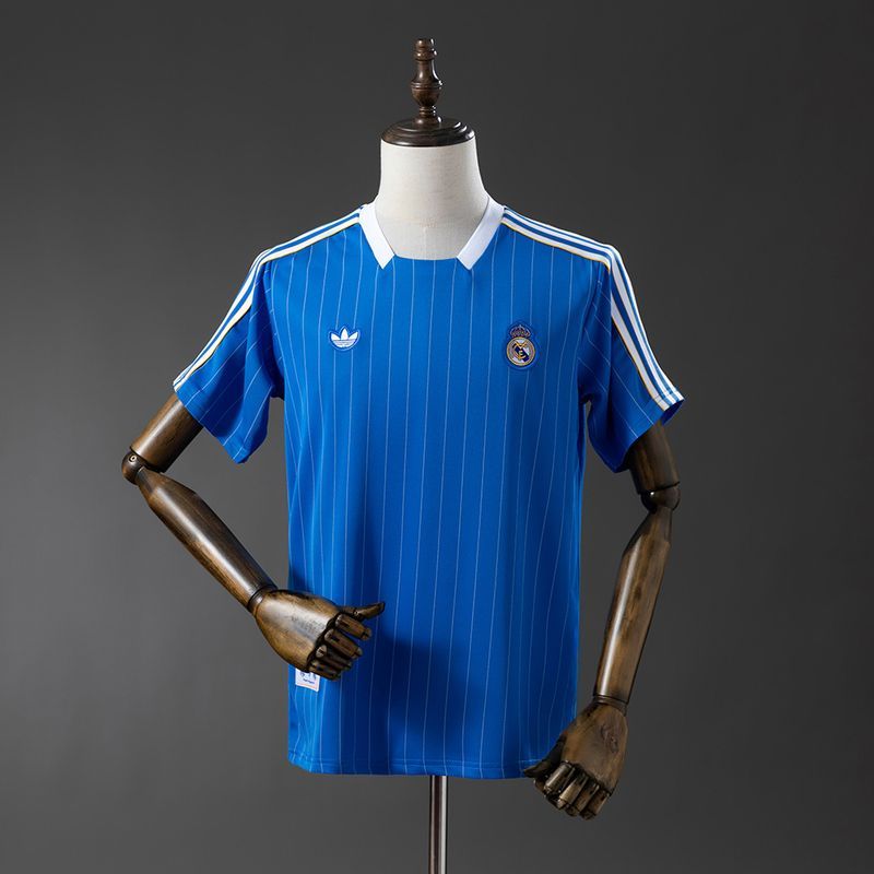 Real Madrid 2025-2026 Special Edition Fan