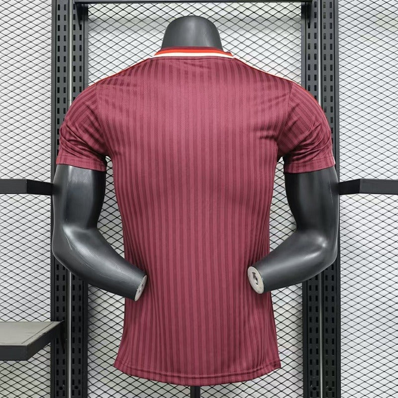 Bayern München 2025-2026 125th Anniversary Player