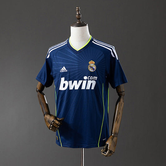 Retro Real Madrid 2010-2011 Away