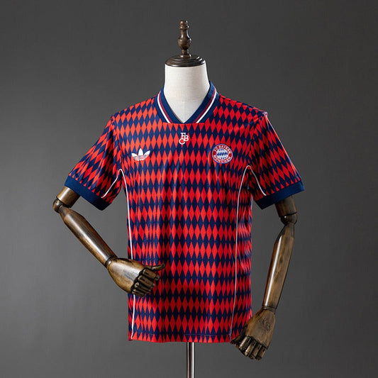 Bayern München 2025-2026 Casual Fan