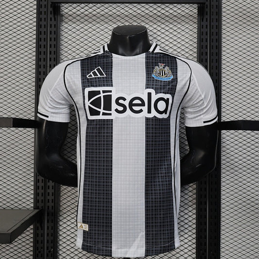 Newcastle United 2025-2026 Home Player
