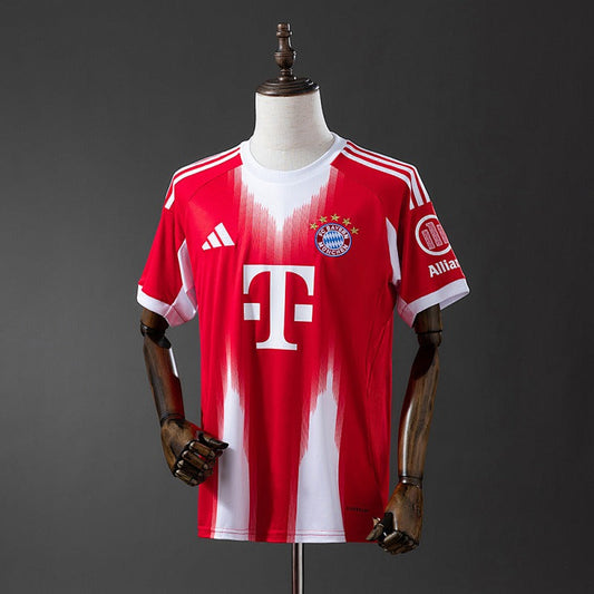 Bayern München 2025-2026 Home Fan